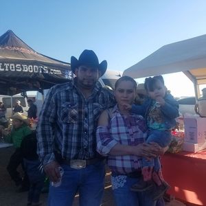 Meet your Posher, Genaro